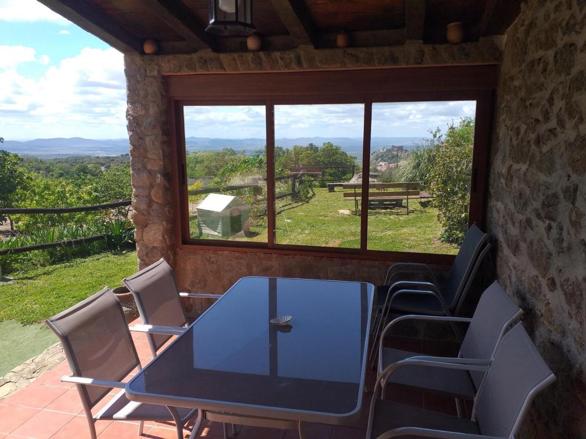 El Majano Guest House Montanchez Bagian luar foto