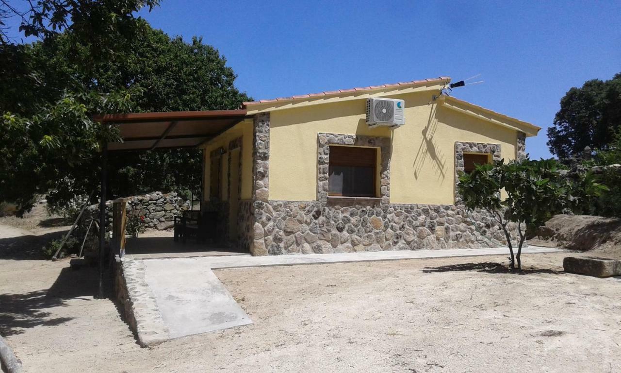 El Majano Guest House Montanchez Bagian luar foto