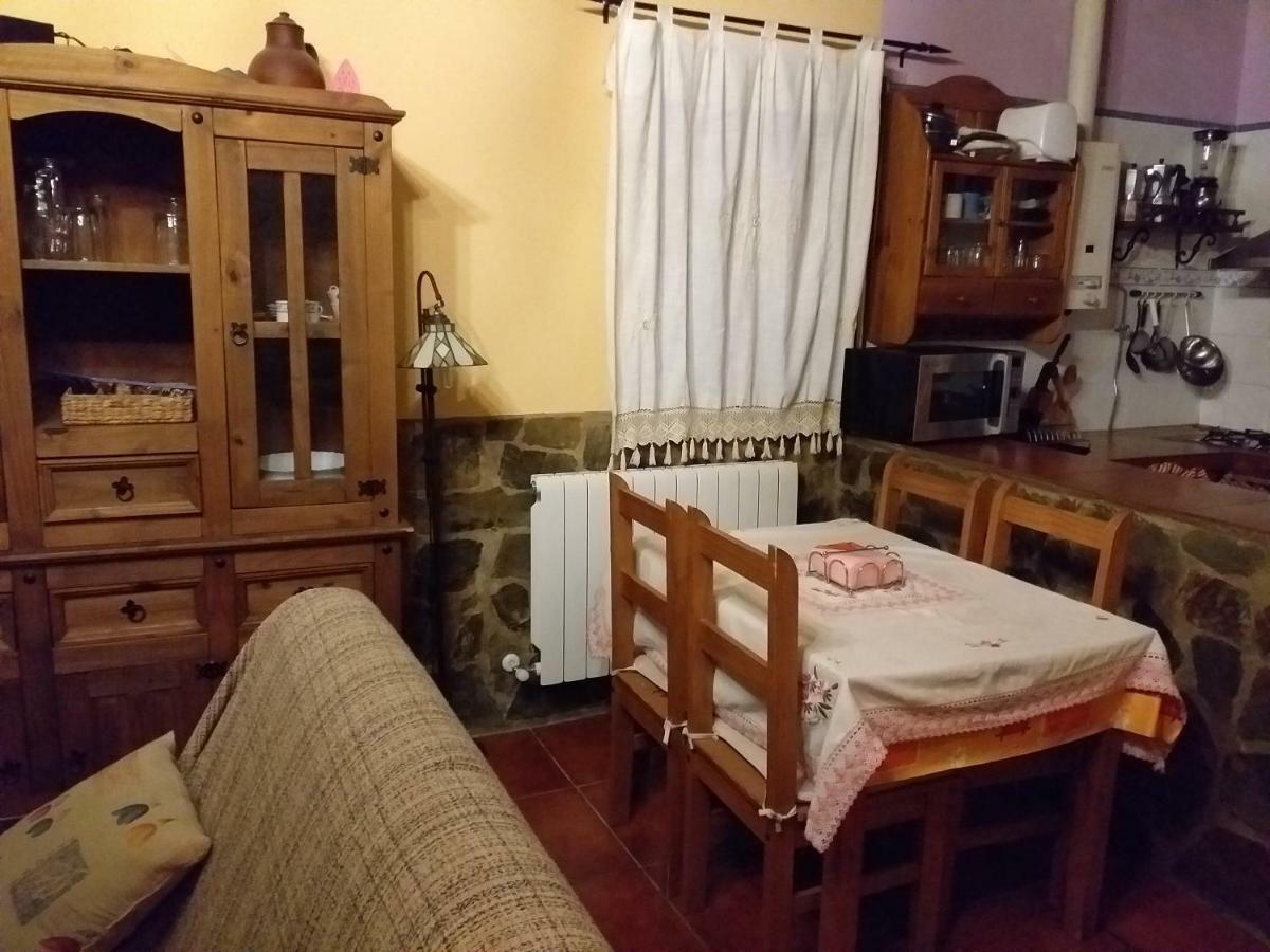 El Majano Guest House Montanchez Bagian luar foto