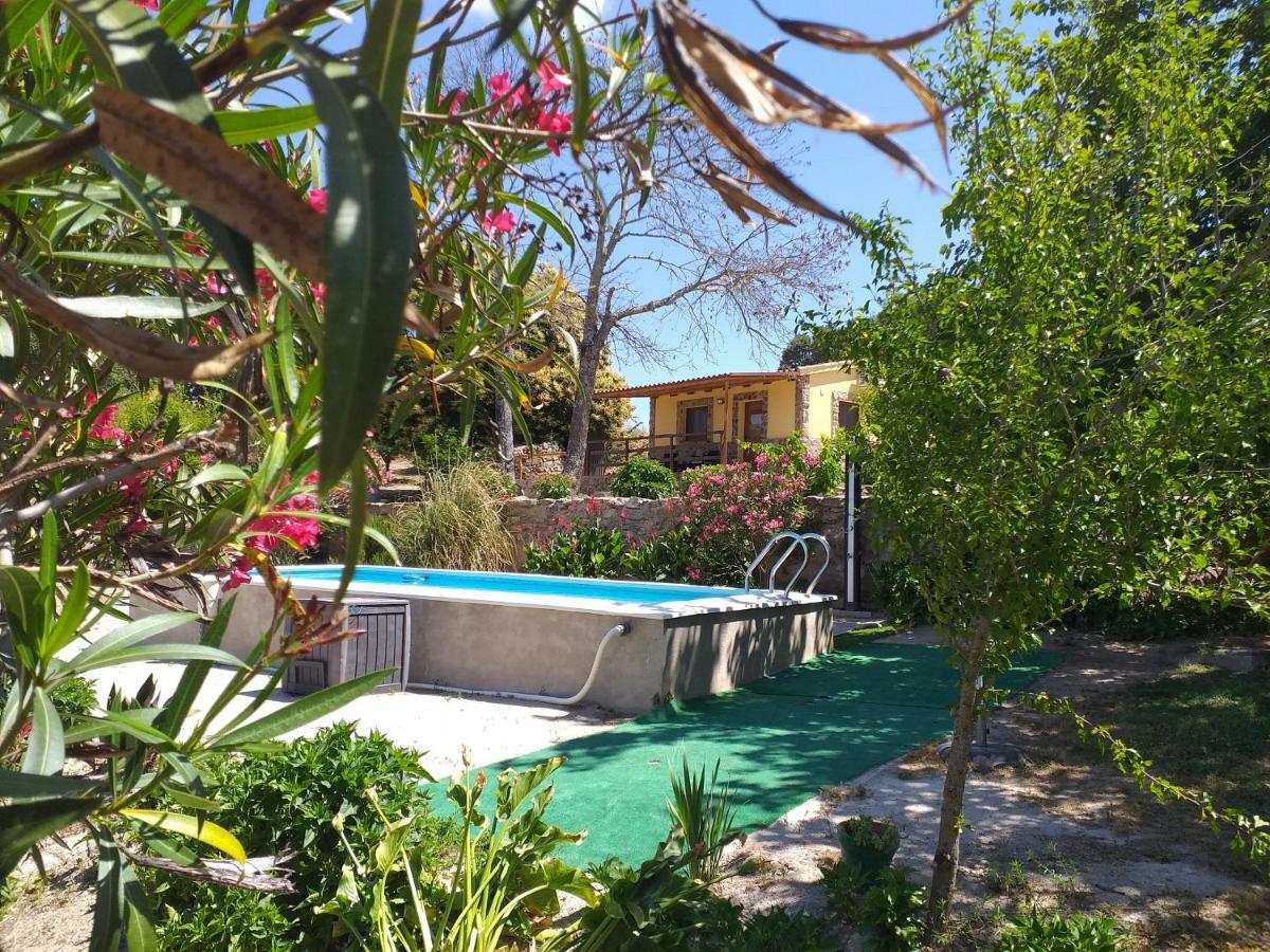 El Majano Guest House Montanchez Bagian luar foto
